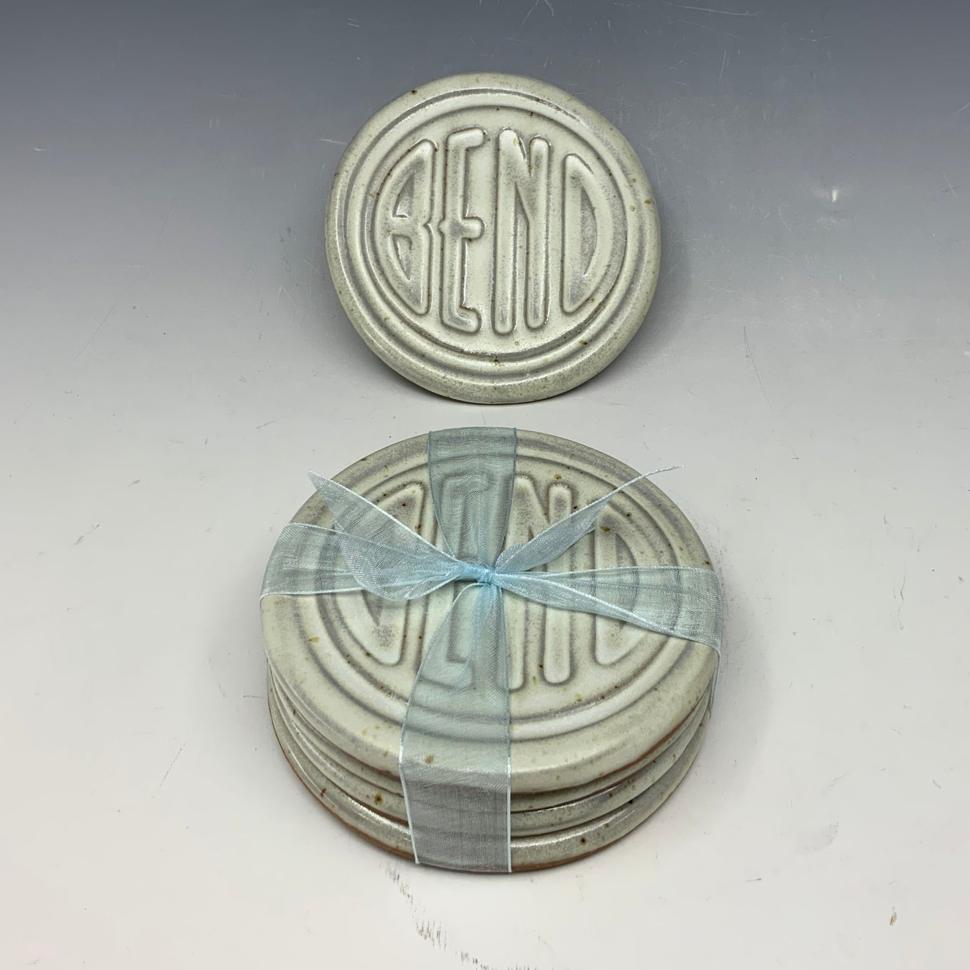 Pearl bend coaster set