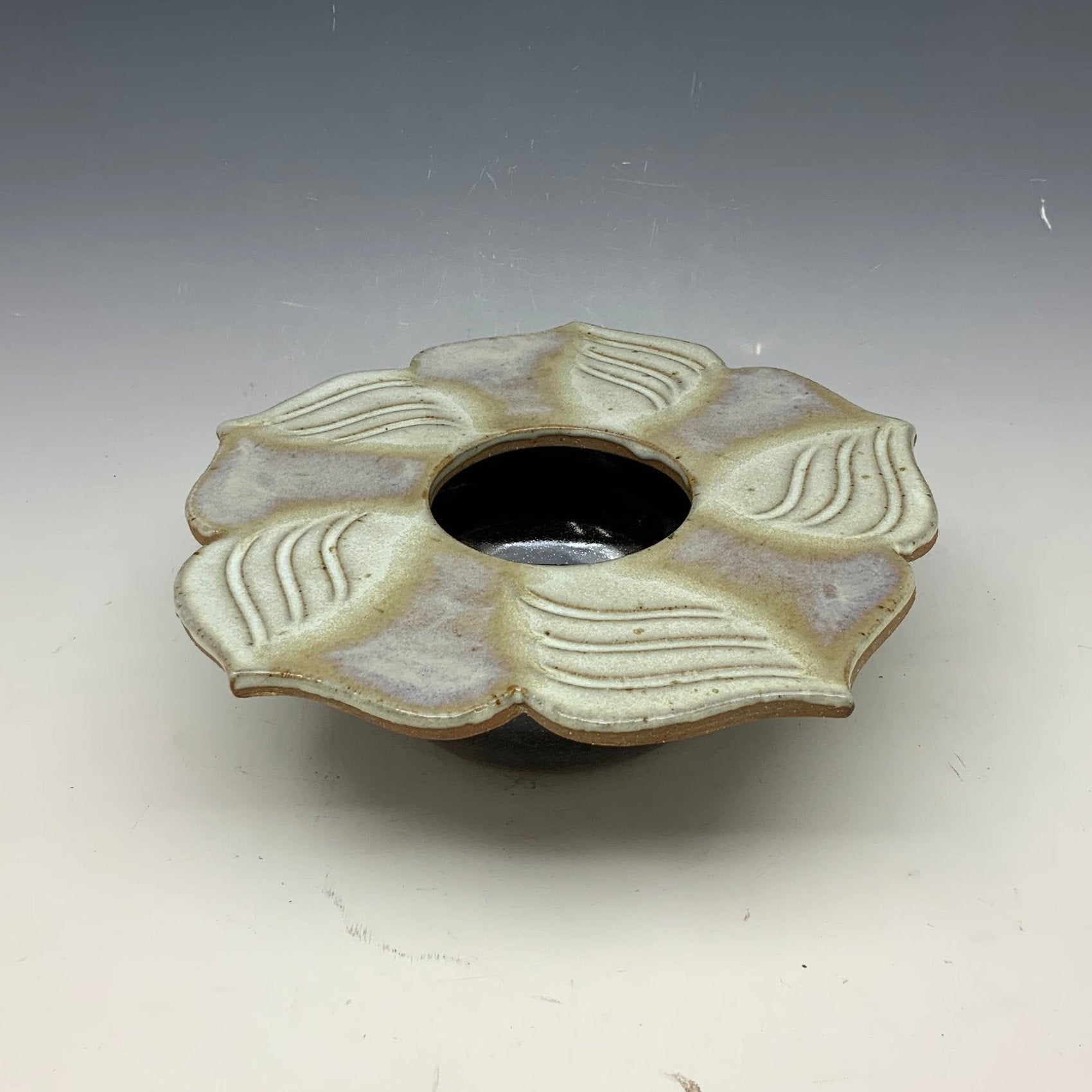 Large pearl lotus flower vase