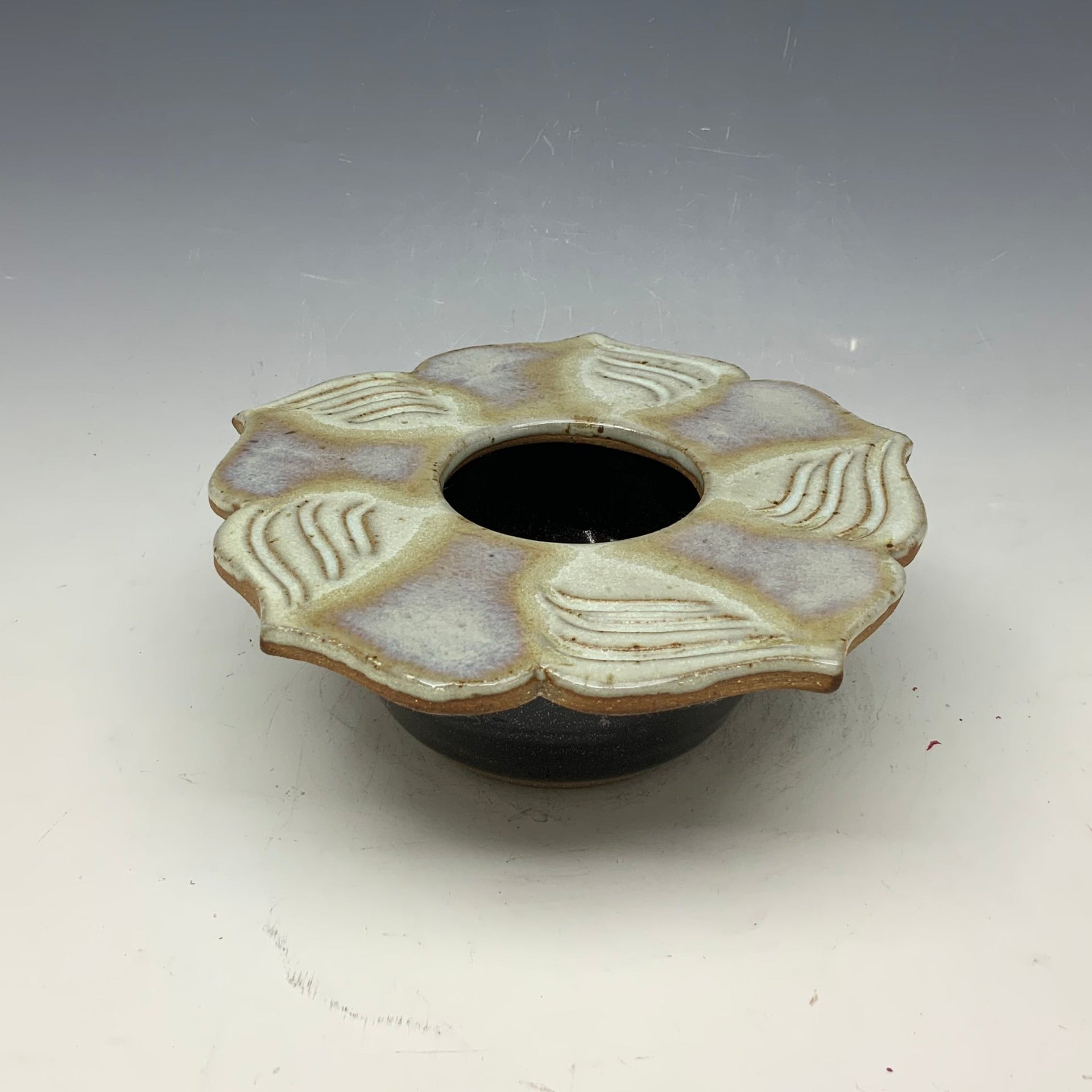 Medium pearl lotus flower vase