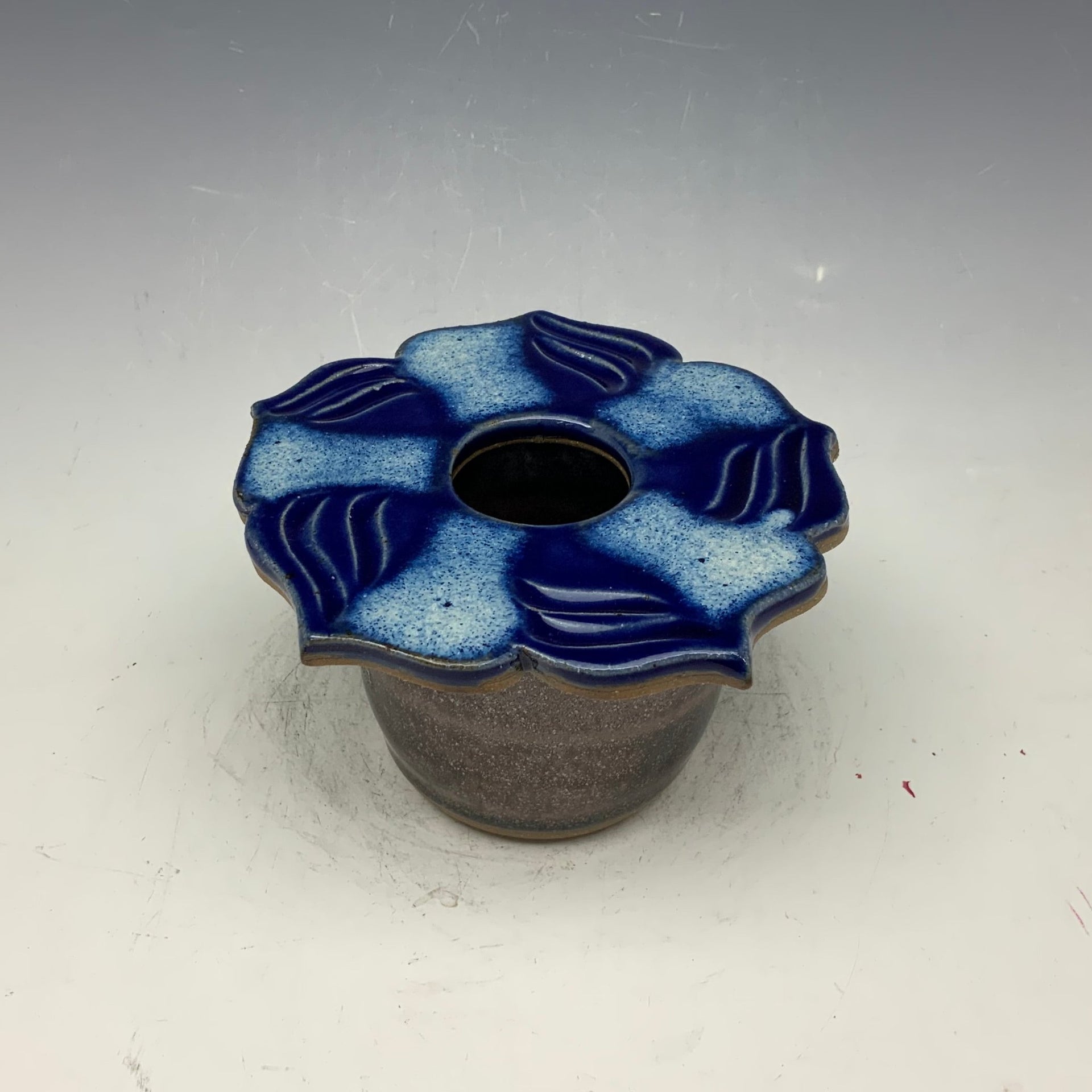 Small blue lotus vase