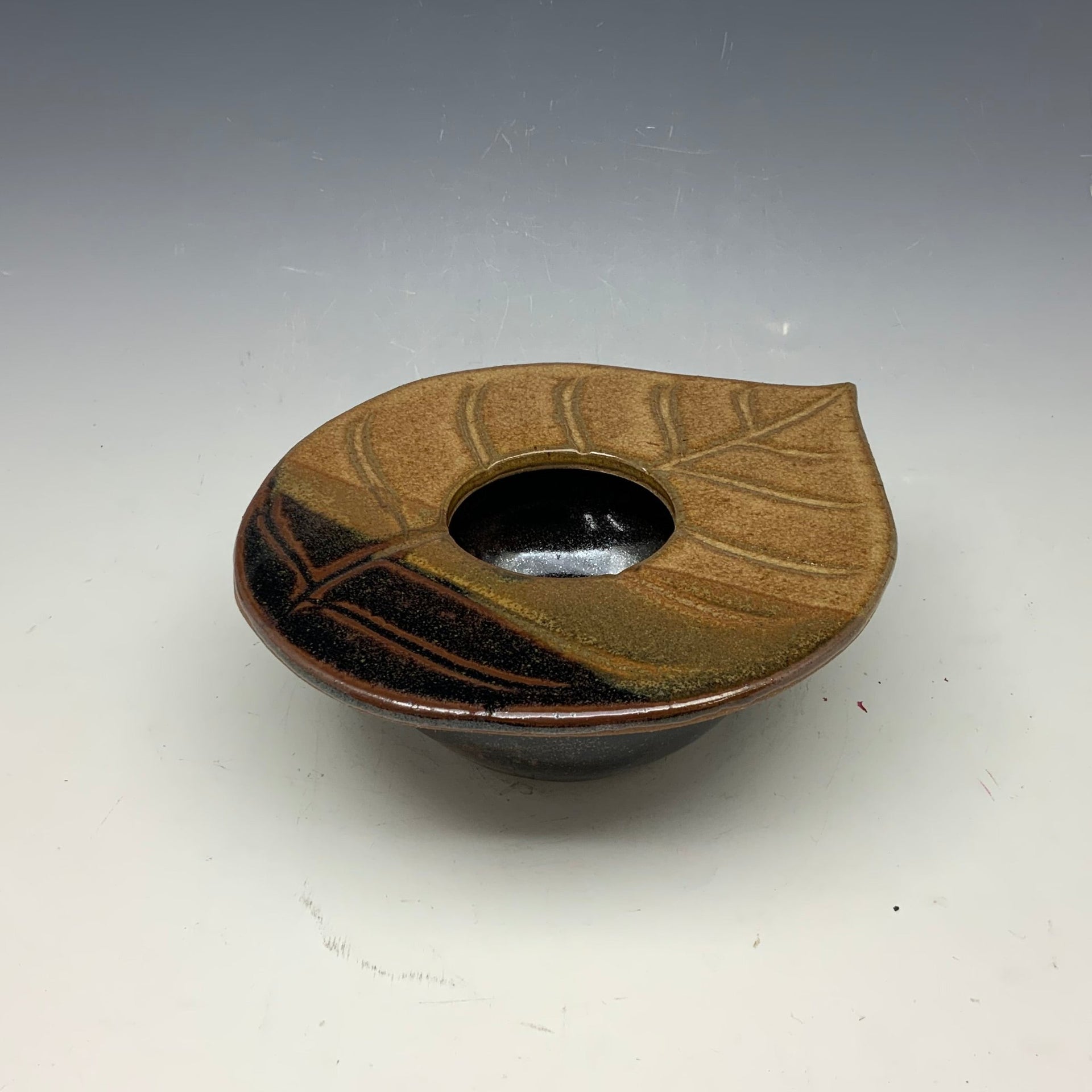 Medium autumn leaf flower vase