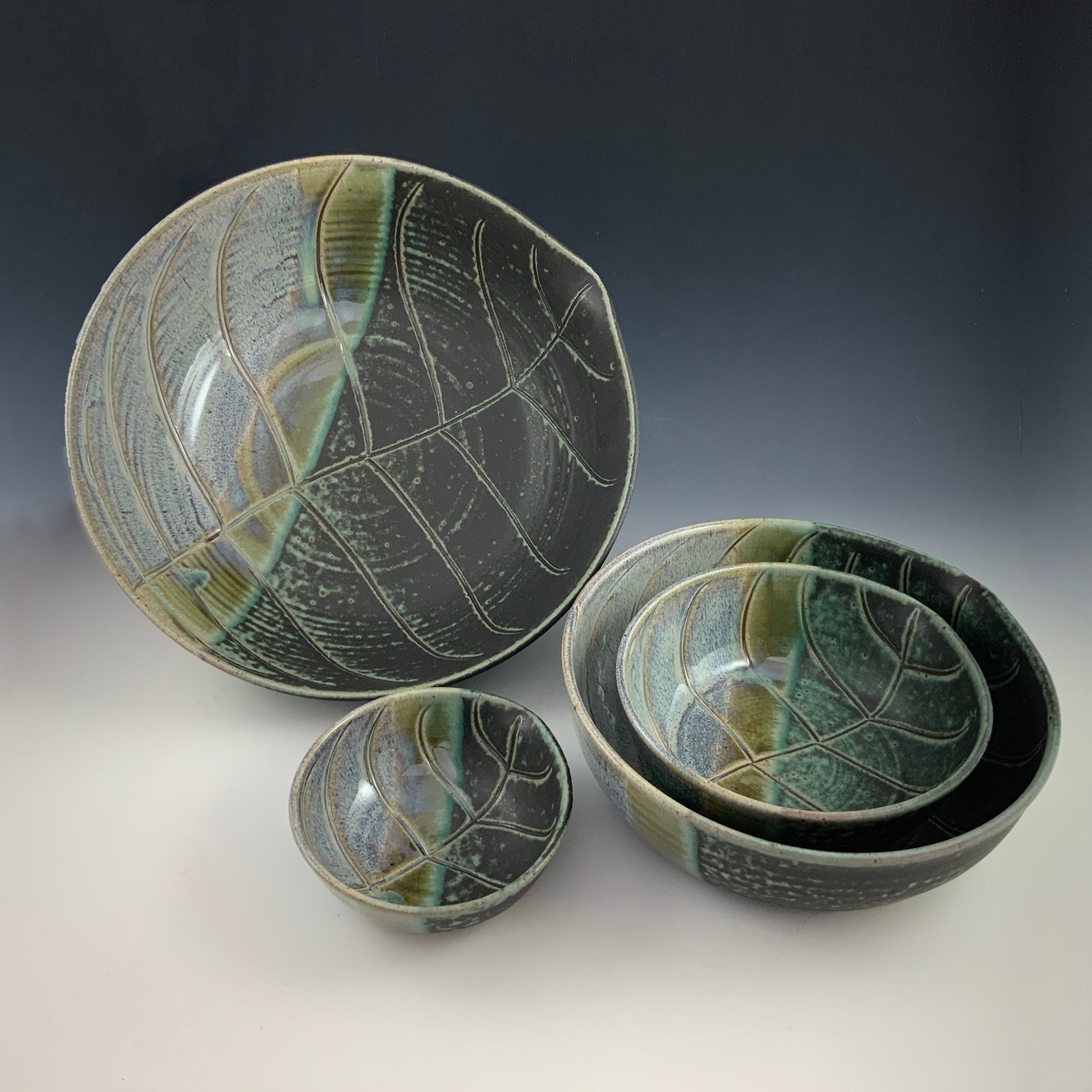 4pc leaf bowl set