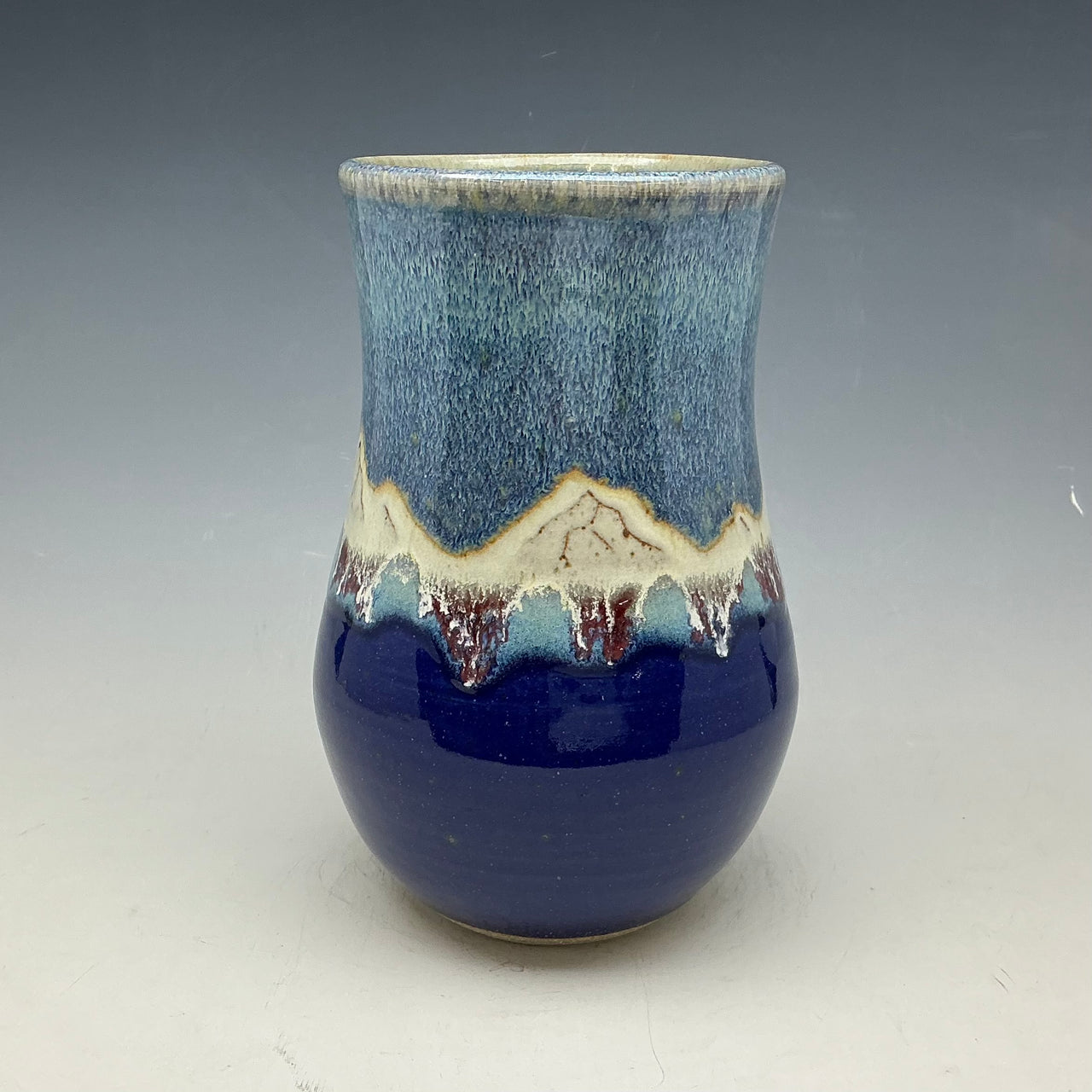 Mt lake flower vase