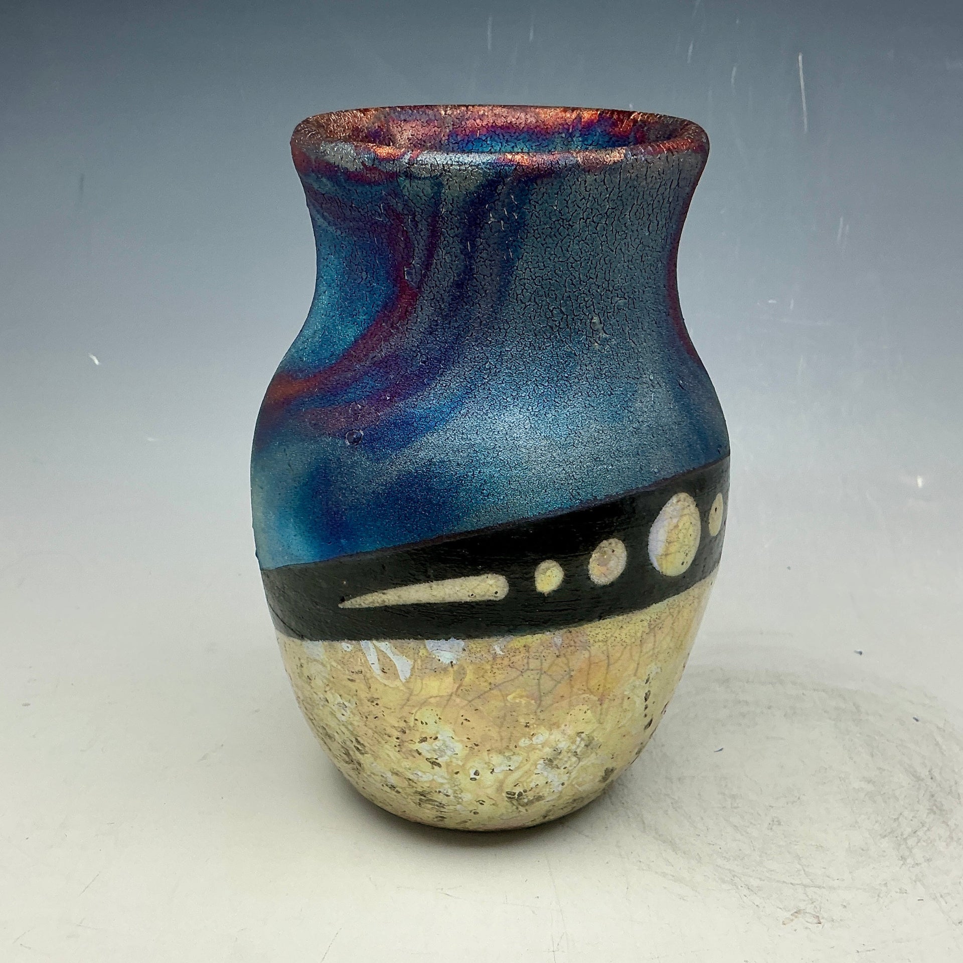 sparkle and gold vase 
